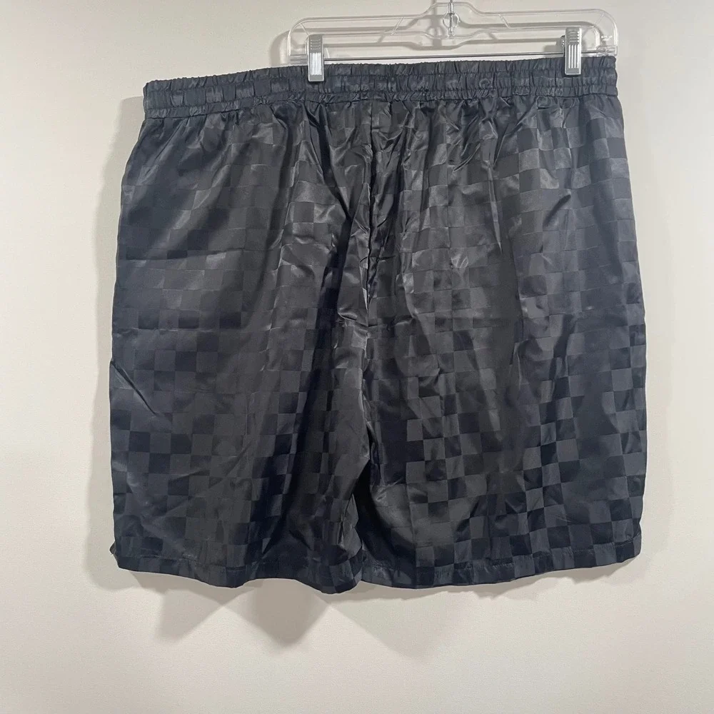 Umbro Mens Black Checkered Jacquard Soccer Shorts XL 7 Inch‎ Inseam Mid Rise NEW